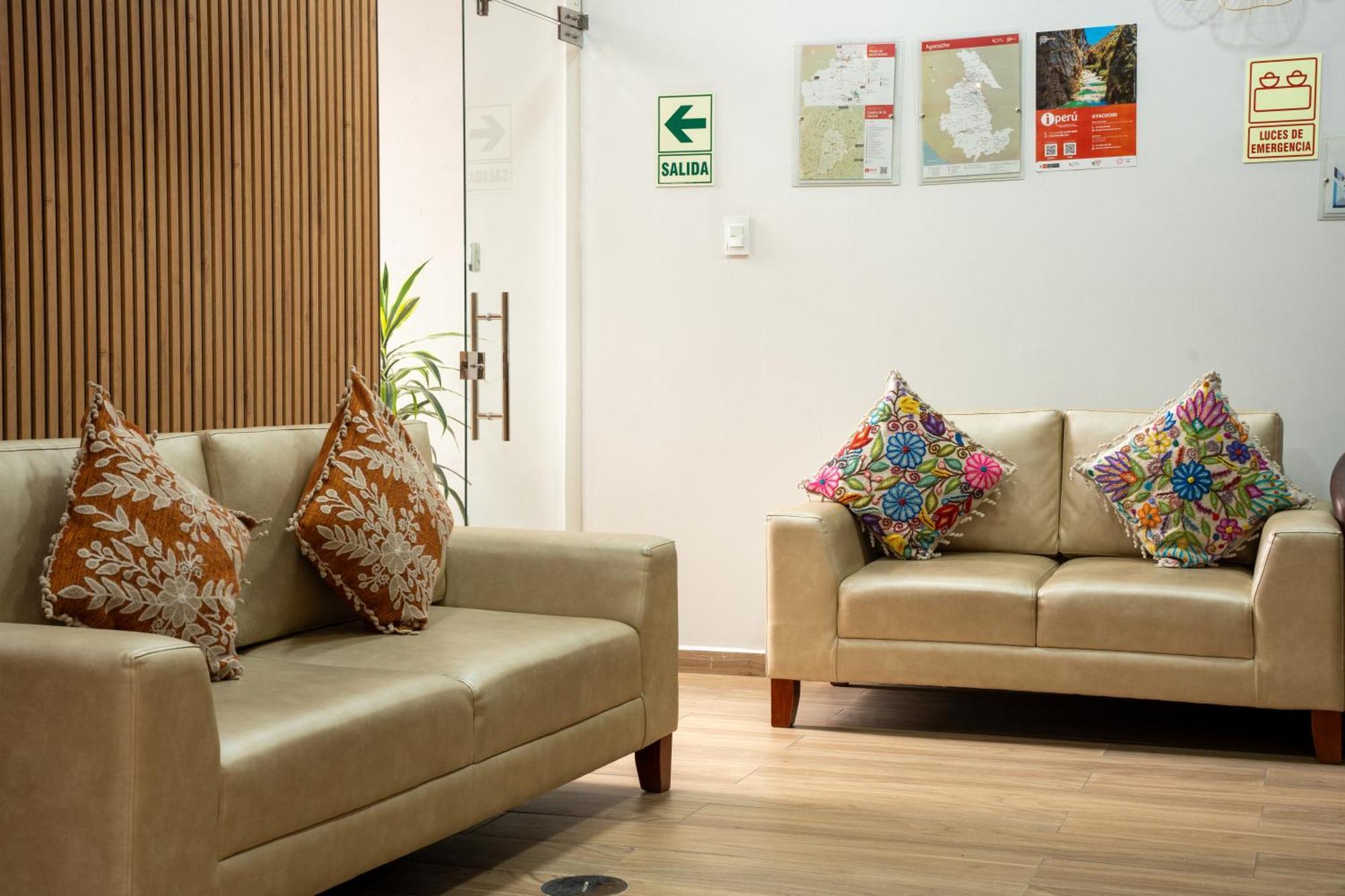 איאקוצ'ו Platero Hotel מראה חיצוני תמונה